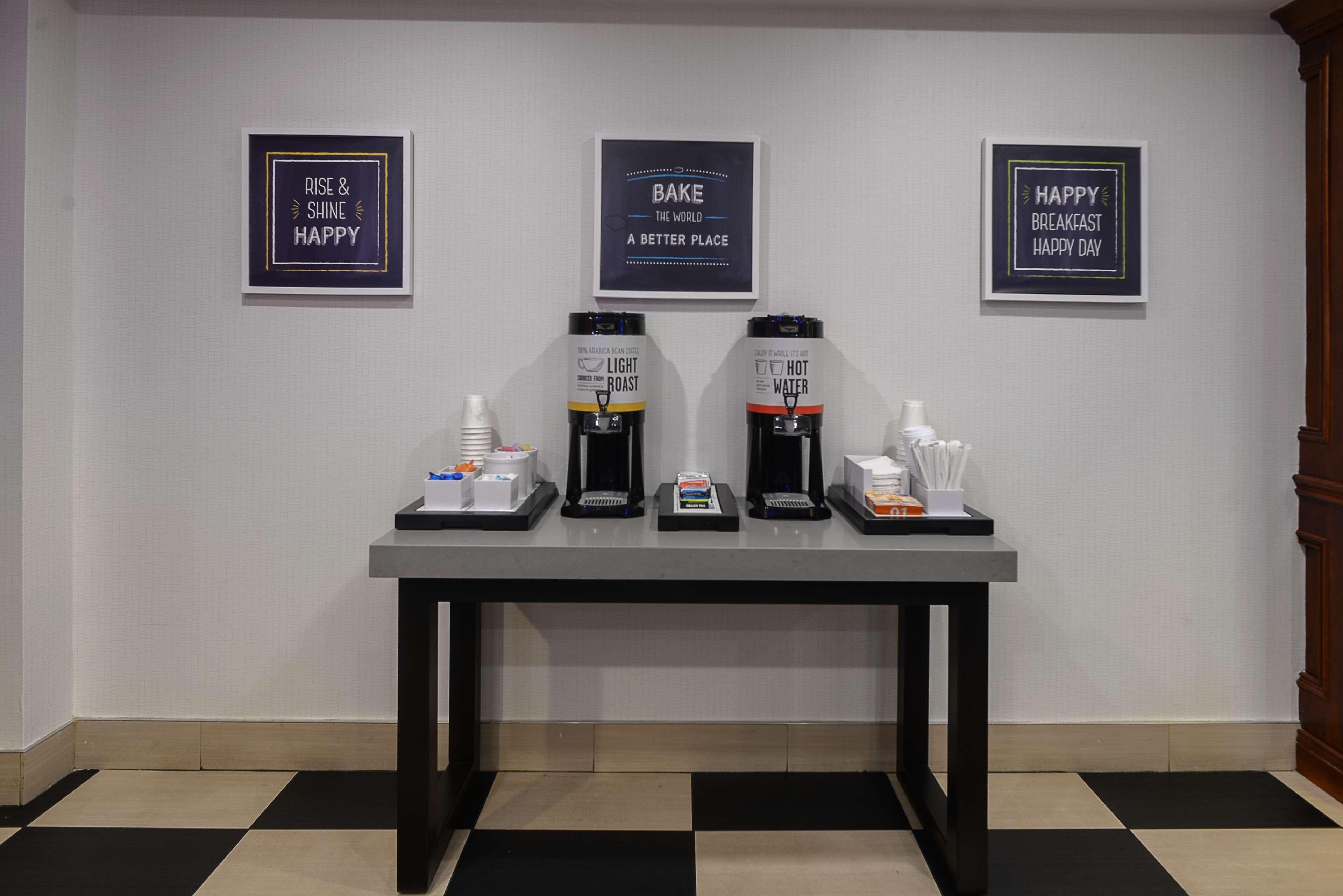 Hampton Inn & Suites Atlanta-Six Flags Lithia Springs Eksteriør billede